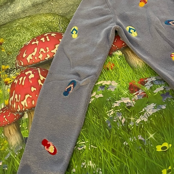 Mercer & Madison Thong/Slipper/Flipflops Embroidered Cardigan, Blue, Medium, GUC - Picture 6 of 7